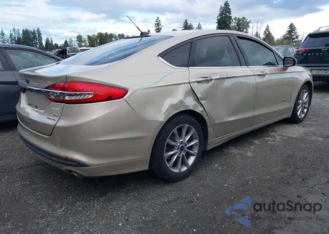 2017 Ford Fusion Hybrid Se z USA, uszkodzony, nr VIN 3FA6P0LU2HR130013